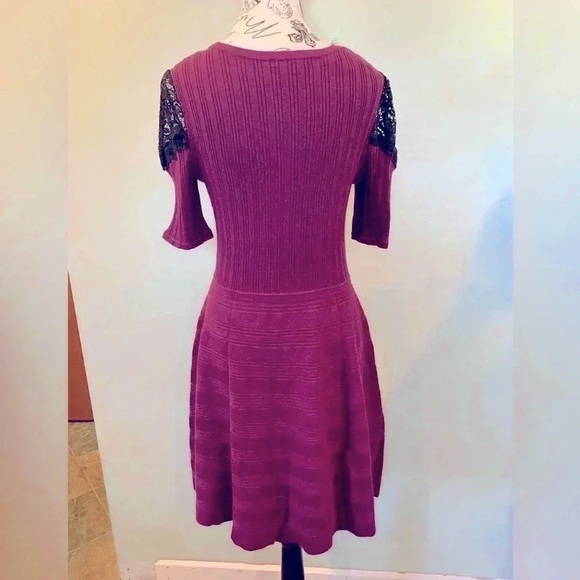 Roz & Ali Short Sleeve Fit and Flare Dress Dark Berry Women’s Large Petite LP - Picture 2 of 7